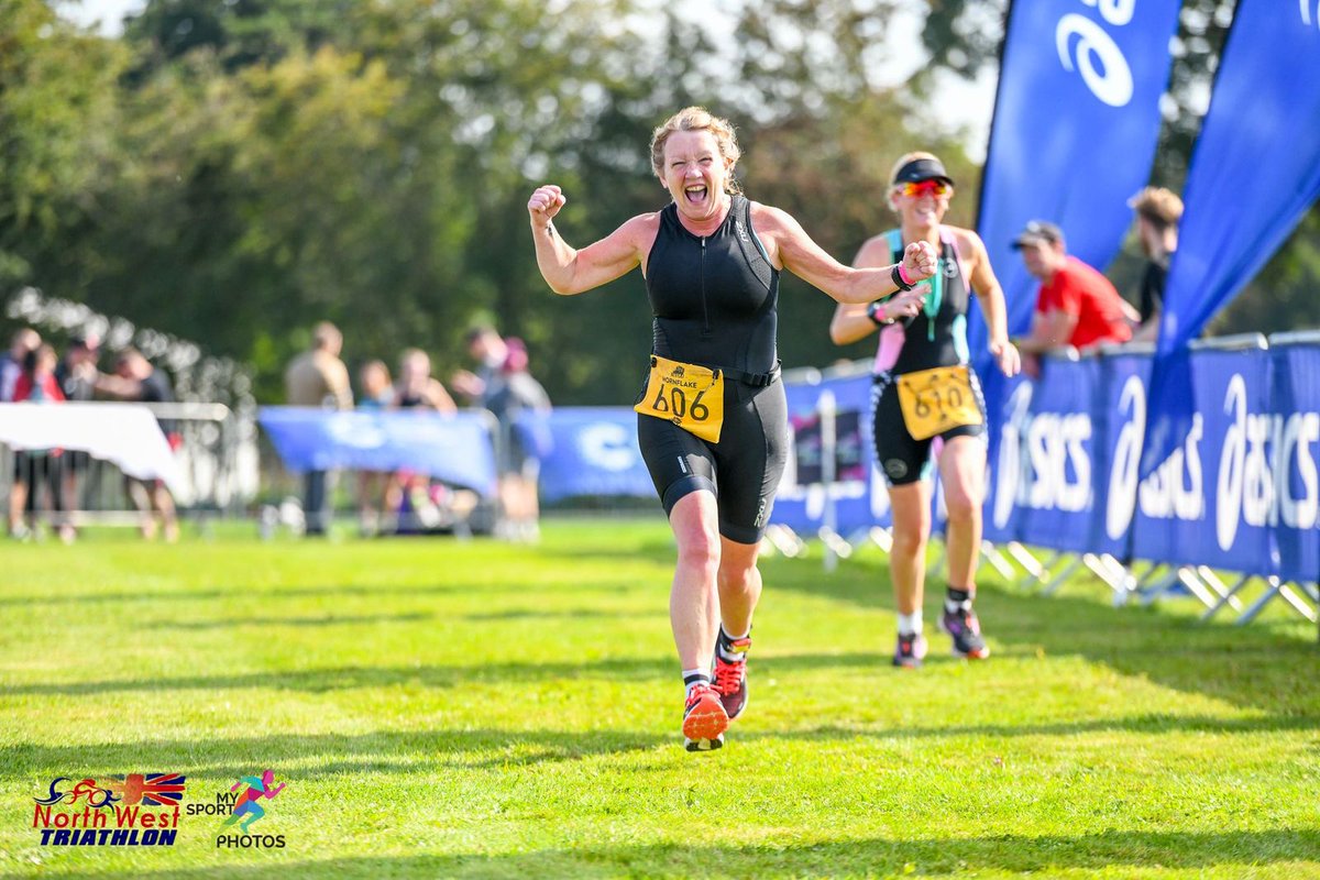 racecheck's tweet photo. The winner of our Day 7 challenge winning a @uktri sprint #triathlon race entry is @Davy__Runs Thank you to everyone who took part. Still time to participate in today's challenge pinned to our timeline. https://t.co/GYpghnRjGt #uktri #racecheck #sprinttri #12Days2Xmas #Challenge https://t.co/1tVyaRCna6