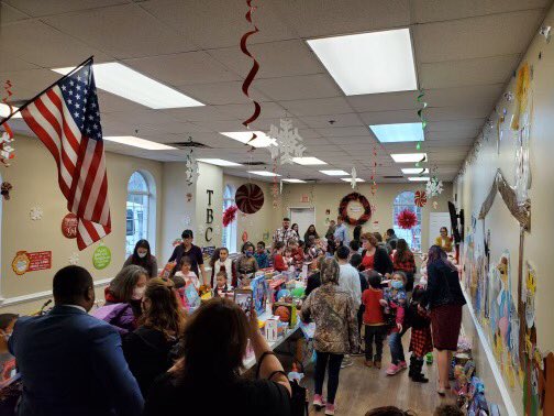 PastorTharp's tweet photo. Over 500 gifts and 27 bikes given today. I do not know who had more fun them or us! 18 first time visitors, 2 saved and baptism tonight. I realize Christmas is an easy promotion Sunday but I say ride the momentum as it rolls! #AboutJesus&ForOthers https://t.co/BWPfHcA2mp