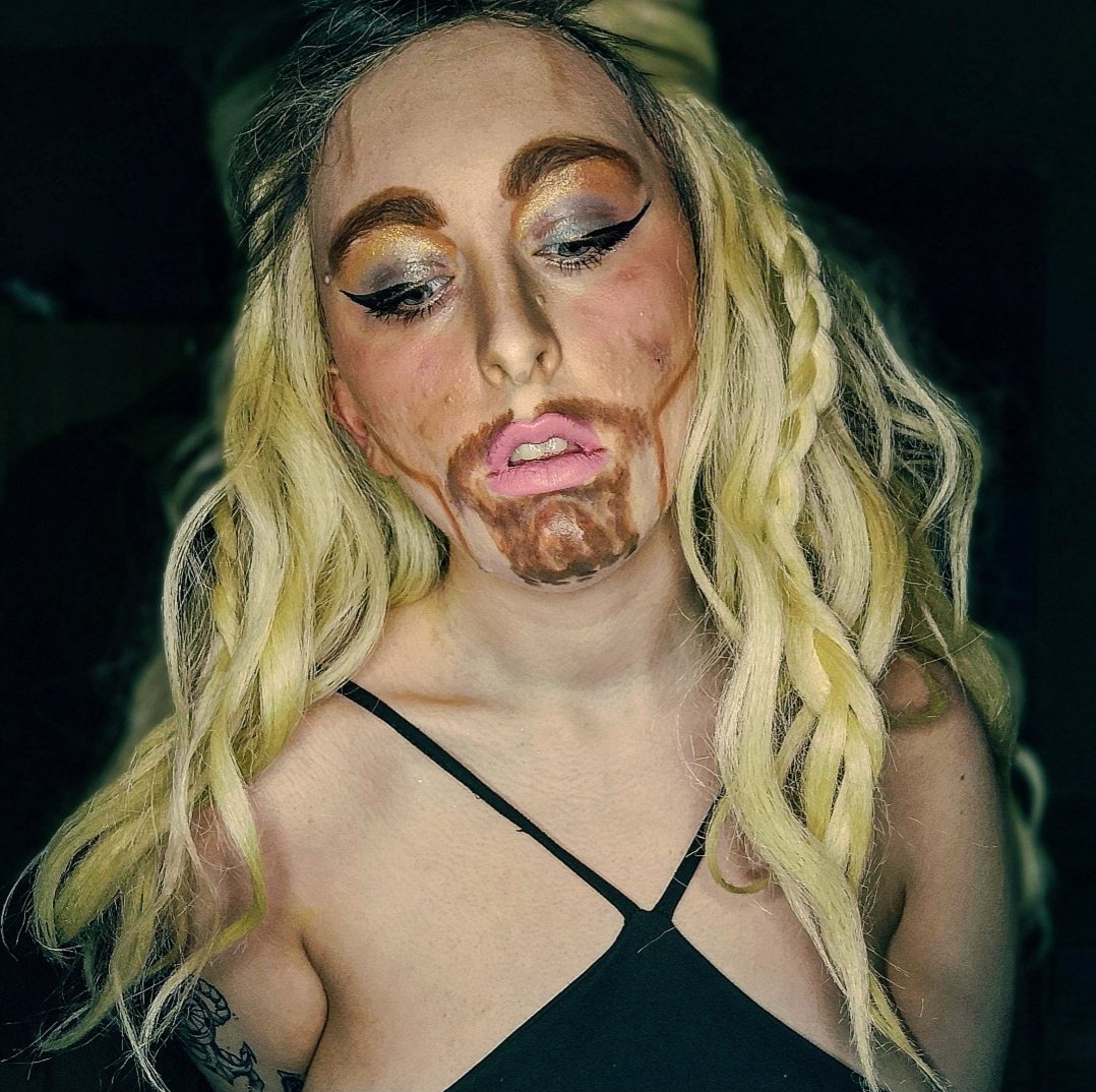 Solarisdrag's tweet image. We're all different sides of the moon 🌓