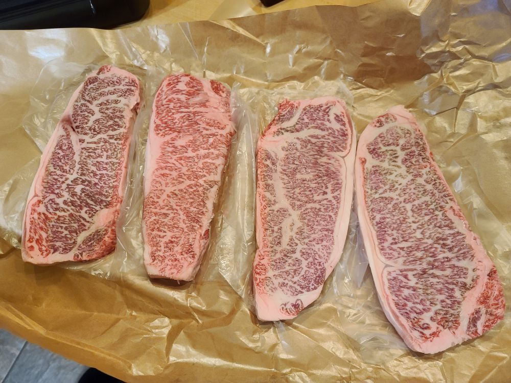 Truly a thing of beauty. #A5Wagyu