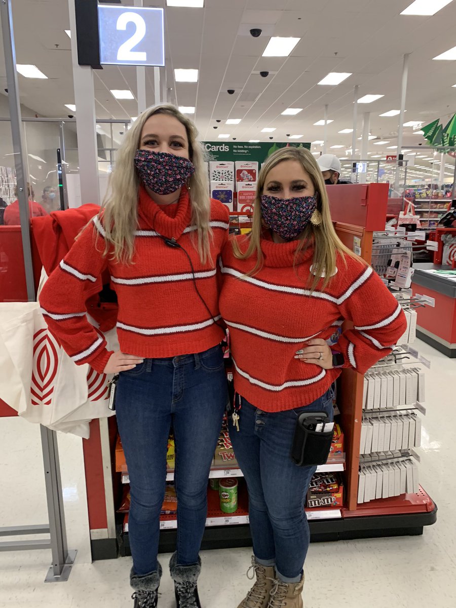 TCrystallake's tweet photo. Yesterday was #TwinningDay 🎯 #target Looking Good! https://t.co/rO3udiCqxD