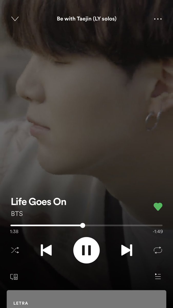Mochutie's tweet photo. A dejar una playlist mientras duermo porque incluso dormida puedes hacer el stream 🤩 #luvteam https://t.co/E7WZelOqGI