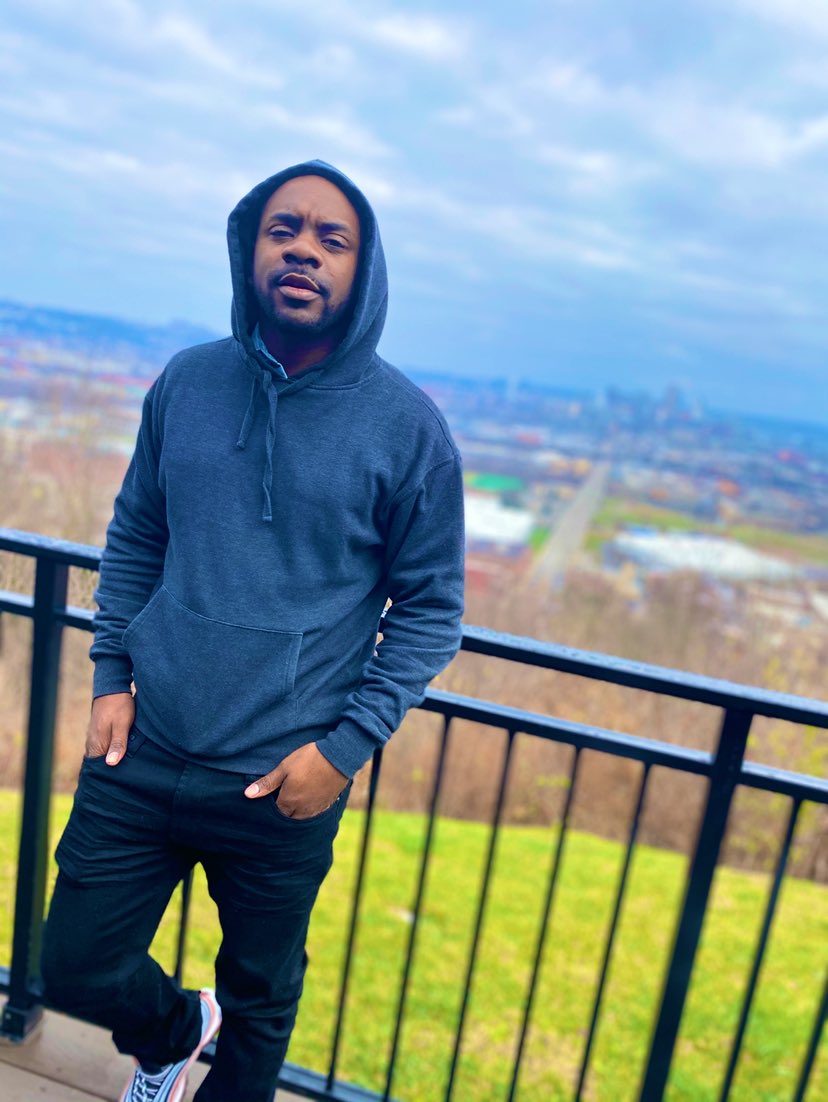 TrayTheTrade's tweet photo. Happy Sunday #byeCincinnati #heyAtlanta https://t.co/7N5KtvxipW