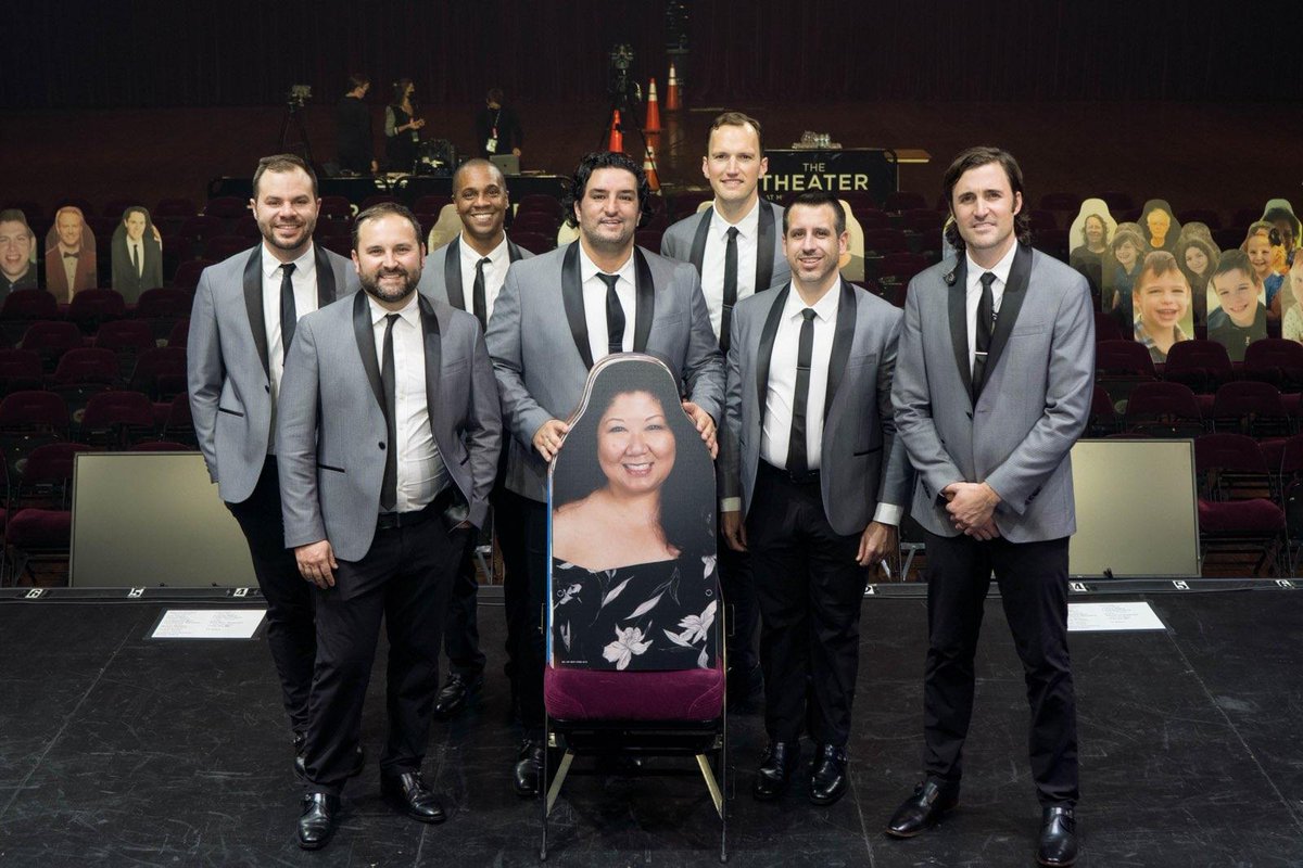 WinRanger's tweet photo. And then there was 1! Loved the @SNCmusic residency at the @MGMNatlHarbor! Thank you guys for keeping the holidays Merry!!! Tradition continues, but looking forward to taking this picture in person with you and @charliemechling @RandyStine sometime in 2021! #SocialChristmasing https://t.co/796yOGiOeE