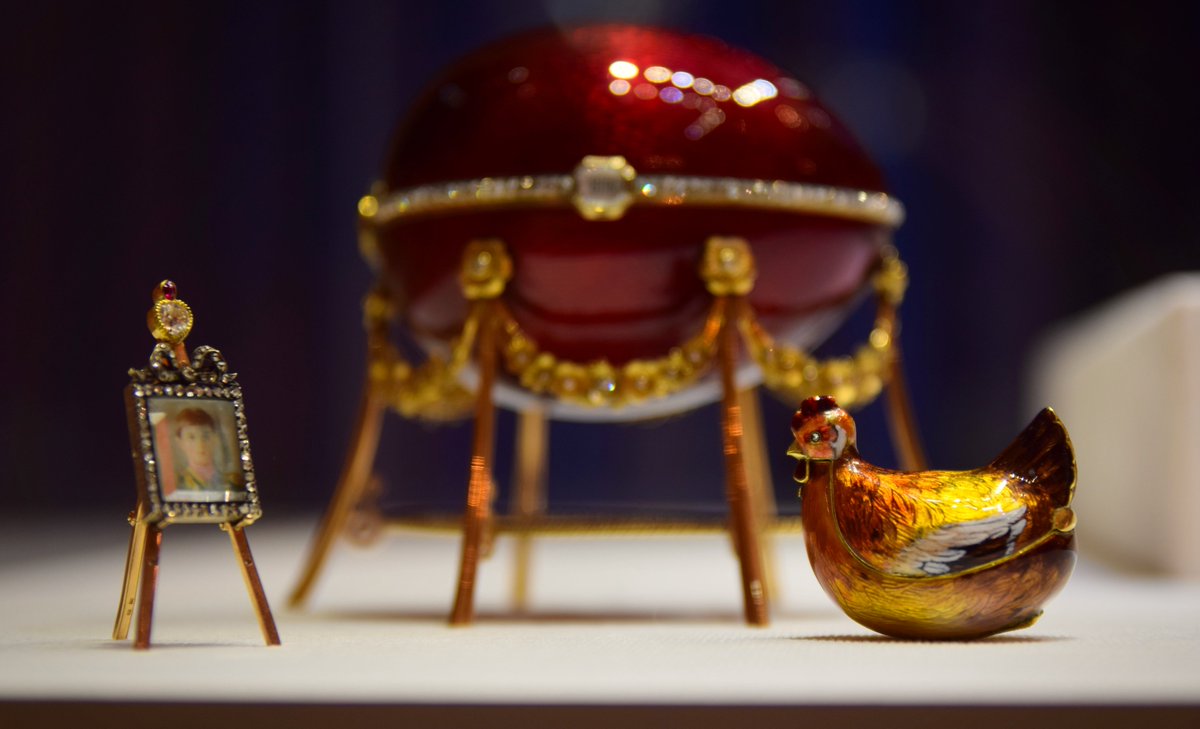 The Kelch Hen egg is a jewelled, enameled Easter egg that was made in St. Petersburg between 1898 and 1903 under the supervision of Michael Perkhin , on behalf of Peter Carl Fabergé.