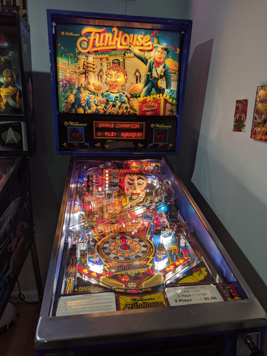 luckycreature's tweet photo. One Cool Thing 11-20-2020 Funhouse joins the lineup. This is the game I played after every Ice Hockey practice and probably is the reason I found myself drawn back to pinball a few years ago. Super thanks to The Phil's for facilitating. #pinball #1coolthing https://t.co/9SzGwXHmWR