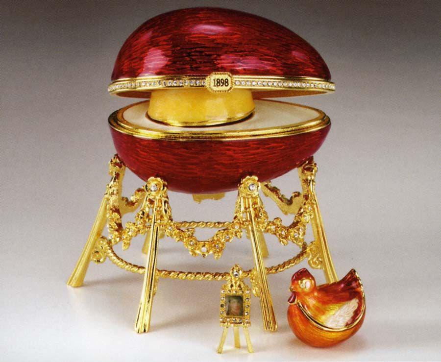 It is thought to be the first of the seven eggs that, every year from 1898 to 1904, were ordered by Alexander Kelch and made by Michael Perkhin, Fabergé master goldsmith at the time, frequently inspired by the imperial egg. It's in the Fabergé Museum in Saint Petersburg, Russia.