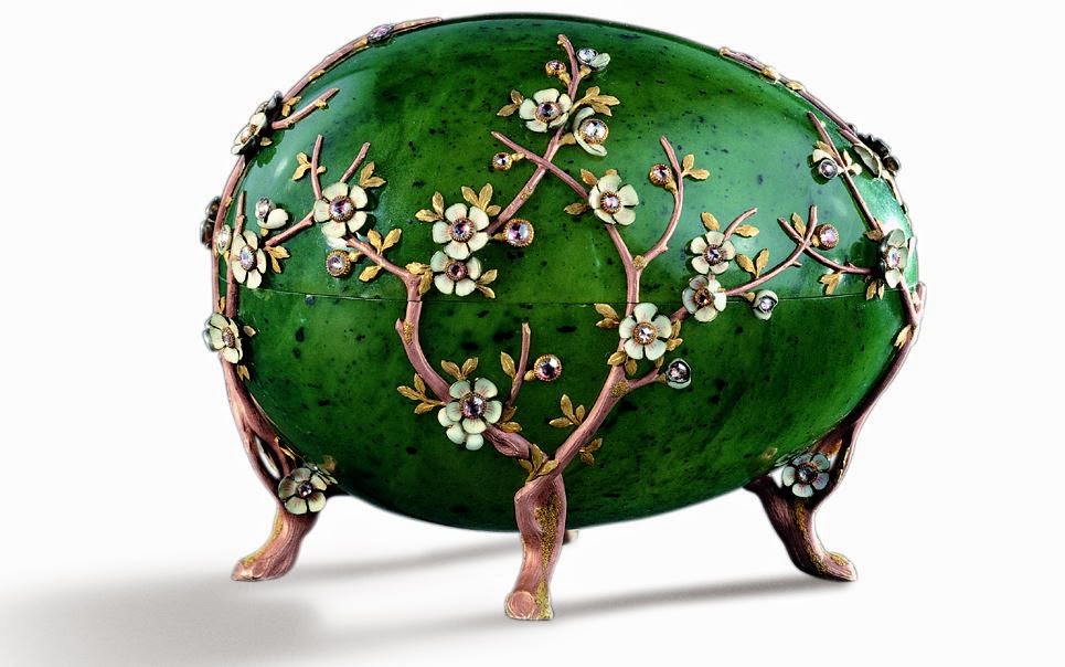 It is one of the largest such eggs ever created in Fabergé's workshop. It is also one of the very few Fabergé eggs which lies on its side rather than upright.