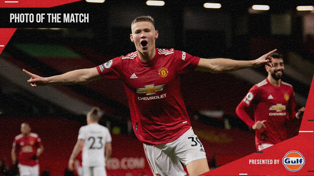ManUtd's tweet photo. "Du du du-du-du-du, Scott McTominay!" 

Tonight's #PhotoOfTheMatch 📸

🔴 #MUFC
#️⃣ #MUNLEE
🏆 #PL
@GulfOilIntl https://t.co/2Rp8J9fZ41