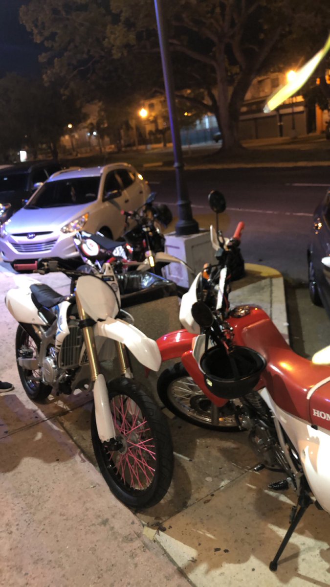 _HUNTEEER_'s tweet photo. #BikeLife https://t.co/1vK2ucbib2