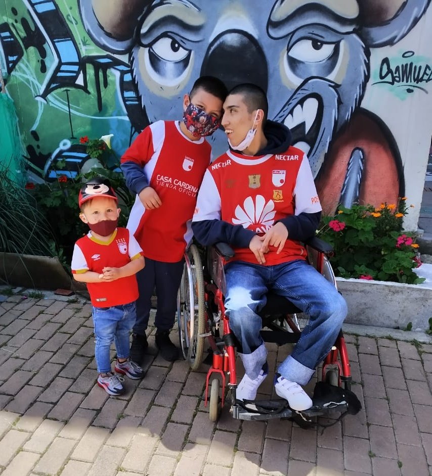 NANCARDENAS_'s tweet photo. @SantaFeSoporte #MiParche #LaPielDelLeon #JuntosPorLa10Leon  nuestra ilusión es verte campeón 🦁 https://t.co/MQaWDGIWWM