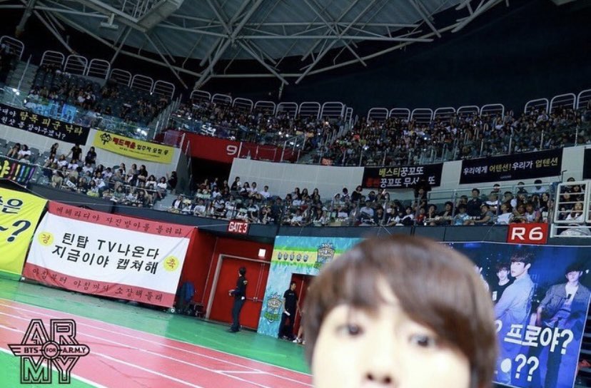 namjikookhour's tweet photo. @hourlyjin not a video but i love these pictures so much https://t.co/UbAT4H3apf