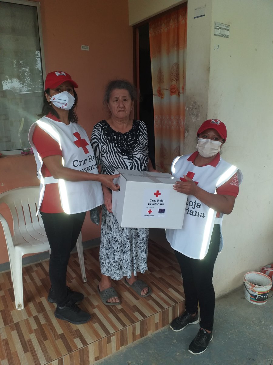 @RadioCarrizal96.1 (@rcarrizal961) on Twitter photo En el #CantónBolívar la Cruz Roja presidida por <a href="/GabrielGancho13/">Gabriel Ganchozo Delgado</a> entregó más de 100 kit de bioseguridad, a personas de los grupos prioritarios de #Calceta #Quiroga y #Membrillo como parte del #Proyecto545 respuesta Regional ante el #COVID19. En el #CantónBolívar la Cruz Roja presidida por <a href="/GabrielGancho13/">Gabriel Ganchozo Delgado</a> entregó más de 100 kit de bioseguridad, a personas de los grupos prioritarios de #Calceta #Quiroga y #Membrillo como parte del #Proyecto545 respuesta Regional ante el #COVID19.