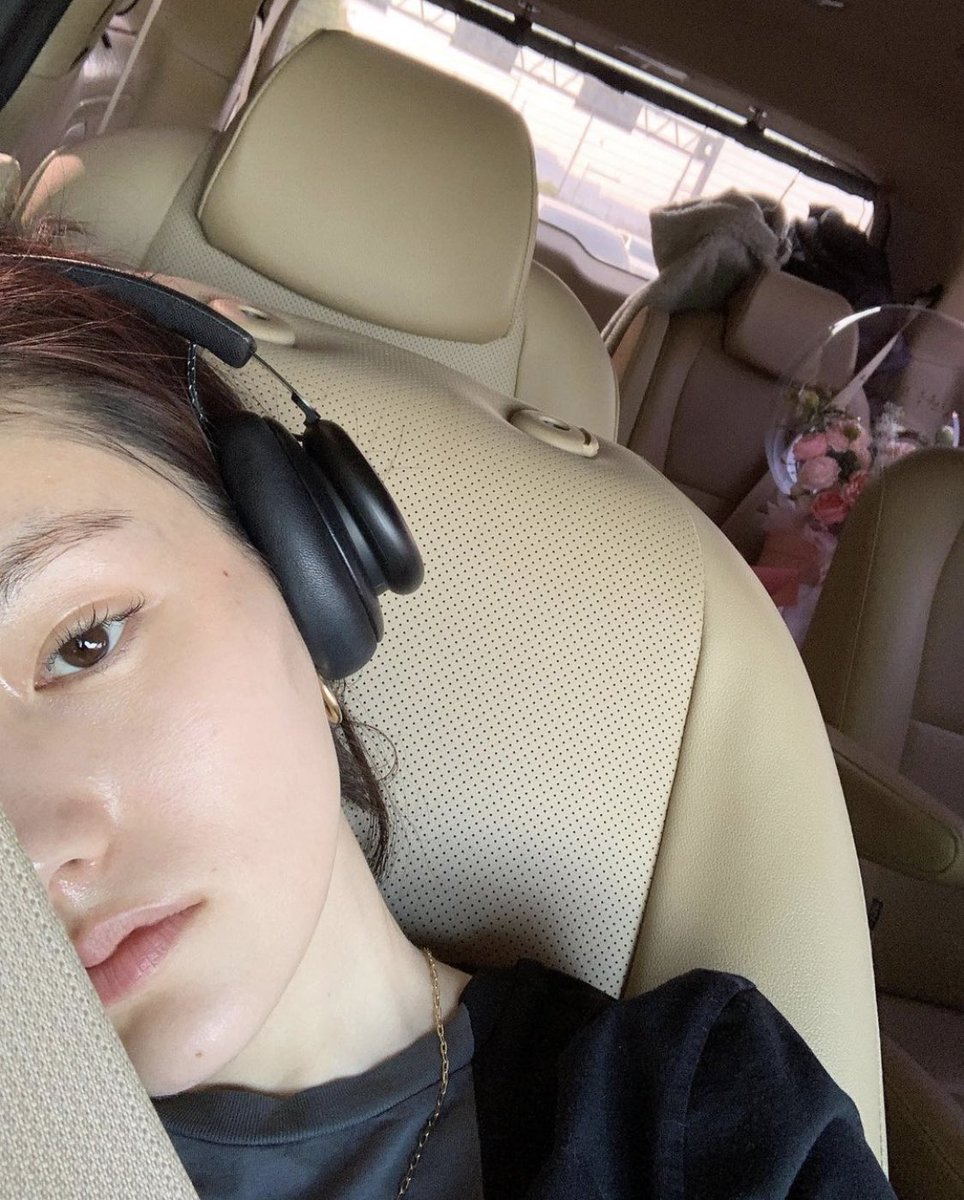 seoulcuteclub's tweet image. ทำไมเค้าเท่ขนาดนี้ เป็นselfieที่ดีมากกกกก 🥺🧤🍎