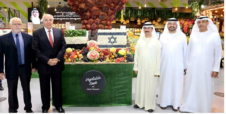 #الامارات لا نتنج حتى البصل ولا حتى عود الكبريت، 
لكنها تؤجر رحمها للصهاينة للاخصاب والانتاج..
------

#مقاطعه_المنتجات_الفرنسيه54 
#مقاطعه_المنتجات_الاماراتيه