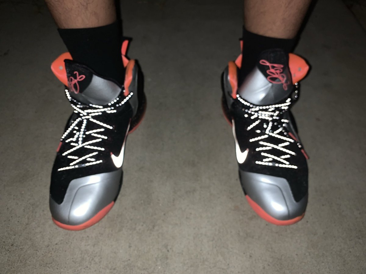 TPettyford's tweet photo. #45daysofbrons (Day 14) 2012 Release. Lebron 9 ‘Bright Mango’ @kingjames #lebronjames #lebron #nike #nicekicks #lebron9 #lebron9mango #lebron9mangos #lebron9s #45daysofbrons #bricks #kicksonfire #kickstagram #sneakerhead #wearyourkicks #wearyourshoes https://t.co/65Kr0NjJsa