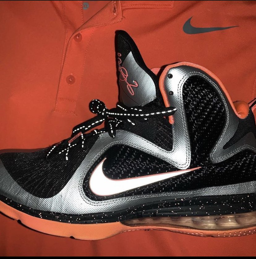 TPettyford's tweet photo. #45daysofbrons (Day 14) 2012 Release. Lebron 9 ‘Bright Mango’ @kingjames #lebronjames #lebron #nike #nicekicks #lebron9 #lebron9mango #lebron9mangos #lebron9s #45daysofbrons #bricks #kicksonfire #kickstagram #sneakerhead #wearyourkicks #wearyourshoes https://t.co/65Kr0NjJsa