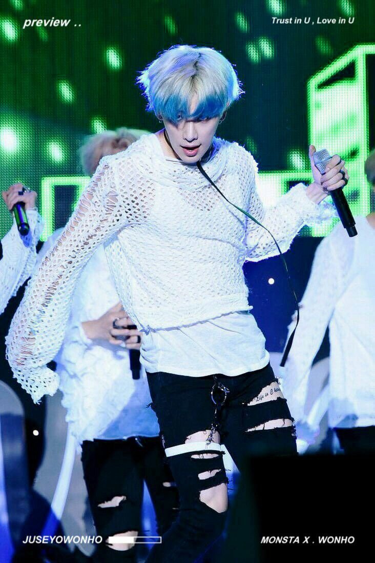 lol I'll let yall take it from here haha anyways monsta x trendsetters