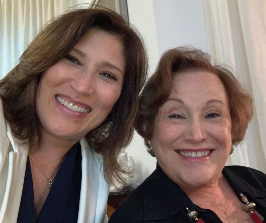 Beth Goulart homenageia a mãe Nicette Bruno: 'Amar não acaba'; veja VÍDEO glo.bo/3h2Qvxg #G1