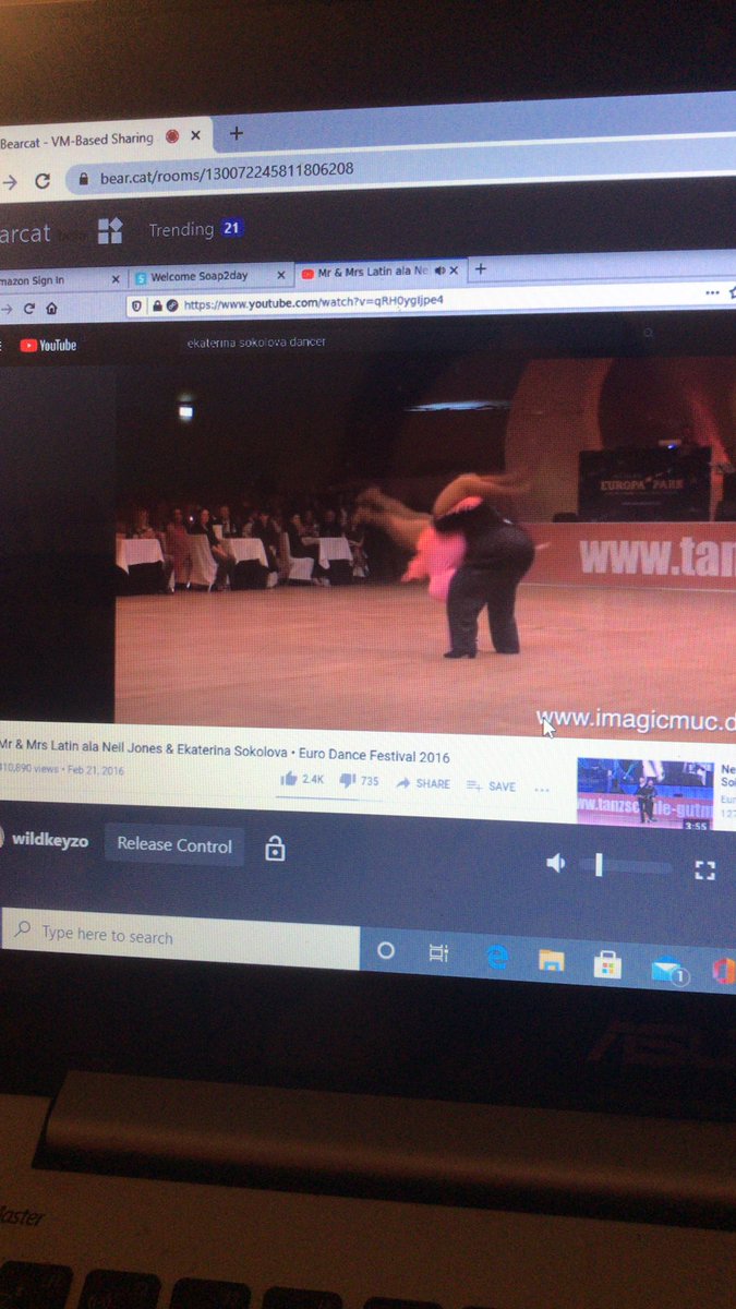 keira🪩 tweet media