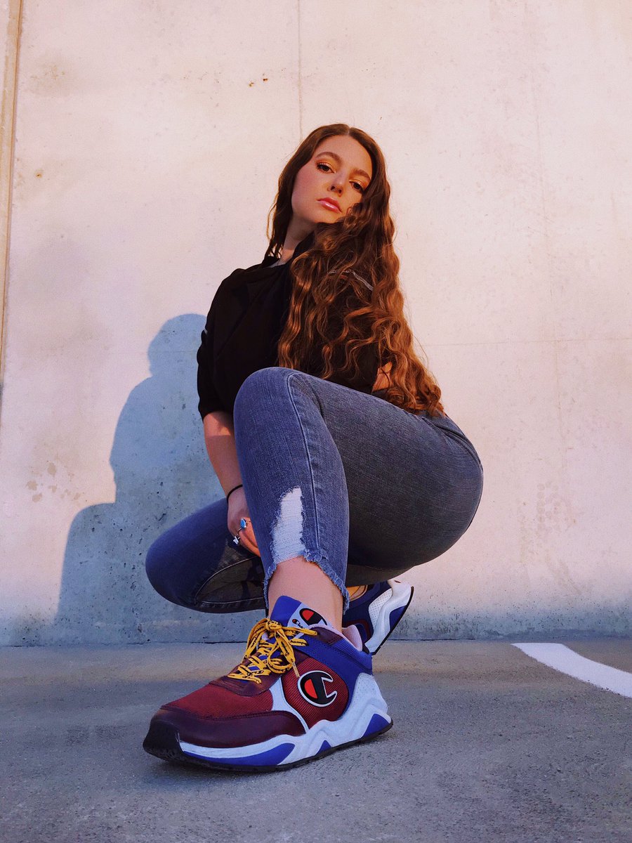 haley (@haleyurbo) on Twitter photo 