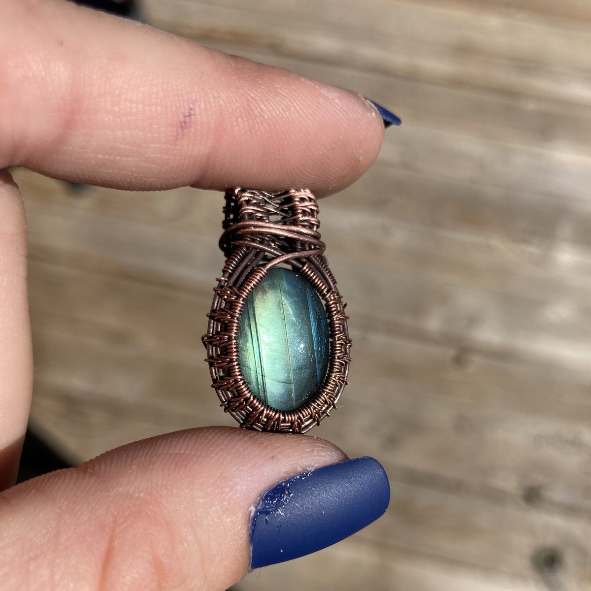 natswraps's tweet photo. Mini labradorite pendants available on my site ✨ https://t.co/cgdwER48wf