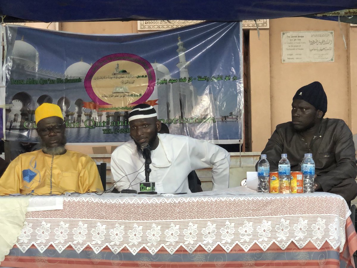 OustazOumarSall's tweet photo. Rihla Dawah Gambia 2020 - Conference at king Fahad Masdjid on December 20th, 2020 with Oustaz Oumar Ahmad SALL the topic of the conference is the signs of the Last Day https://t.co/95IdUsd69H