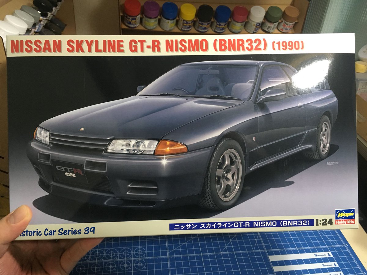jun_mss's tweet photo. と言う訳で、ハセガワさんのR32 GT-Rです。
さすが３Dスキャン、といったところでしょうか、過去の各社キットよりも格段に実車に近く感じました。
組んでみなければ何とも言えませんが、おそら個人的にベストR32キットになりそうな予感です。
#ハセガワR32
#ハセガワGTR https://t.co/mmNPRHhEBE