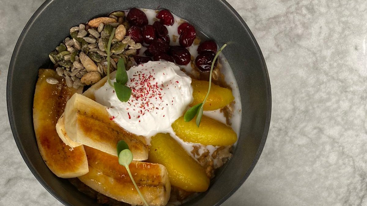 Victoria's Aussie-inspired cafe, Bear and Joey's spiced porridge. Vegan, gluten-free, and wonderful.