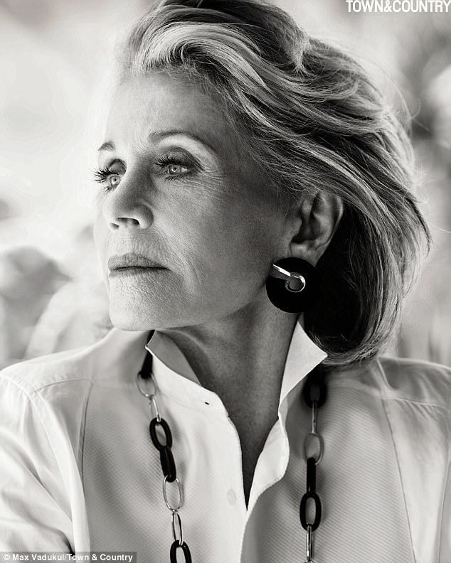 pleitaguensam's tweet photo. #JaneFonda #BOTD #83th https://t.co/FlC3AjuiIe