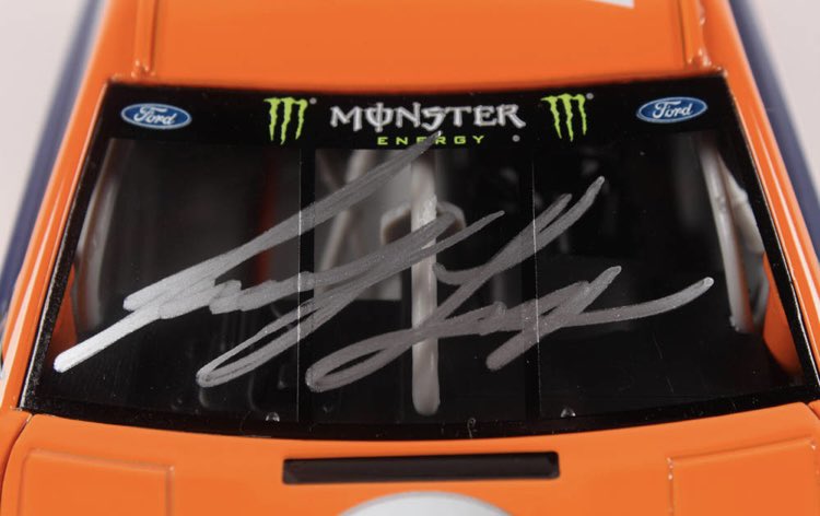 whitetaildip's tweet photo. Giveaway! Autographed Joey Logano 1:24 die cast. Complete ALL four steps:
1. Follow us
2. ❤️ this tweet
3. Tag a friend in the comments
4. Retweet this

Only 373 made. Comes with COA.

#nascar #joeylogano #rubbinisracin #race #racecar #autograph #stockcar #tradingpaint #giveaway https://t.co/2Q80HroftP