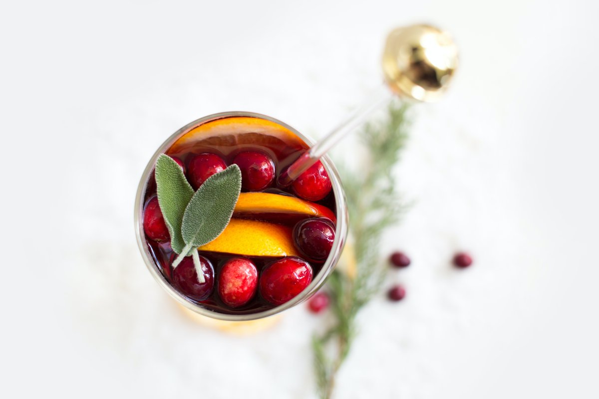 tipsalcoholcert's tweet photo. Happy Sangria Day! Who knew wine and fruit would be such a beautiful pair?

#TIPS #AlcoholTraining #Certified #NationalSangriaDay https://t.co/23opyFmvge