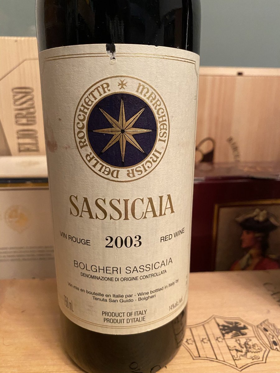 @SashaEats @suziday123 @SideHustleWino @Friscokid49 @VinoSocialNancy @Fiery01Red @KellyMitchell @winewankers @_drazzari @WineEnthusiast Great payoff, Sasha! 💟😎🍷🍇💜 Just about to start with a super Tuscan over here. Happy #SundaySips #WeekendWine