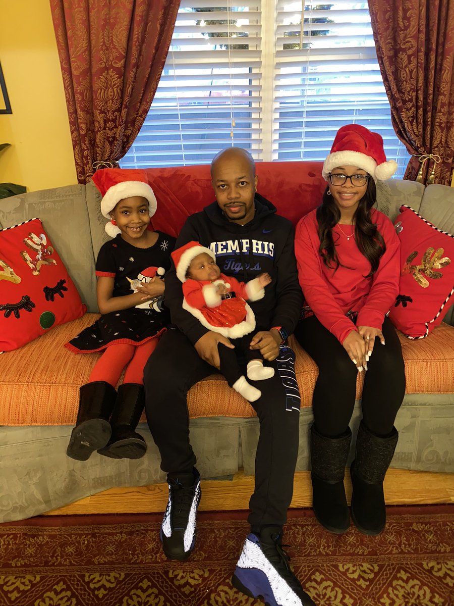 grindhard08's tweet photo. 3 beautiful Daughters ...#ALLMYTWINS๐ค๐ฝโค๏ธ๐๐ #WHOIDOIT4 https://t.co/fapzY4SJvg
