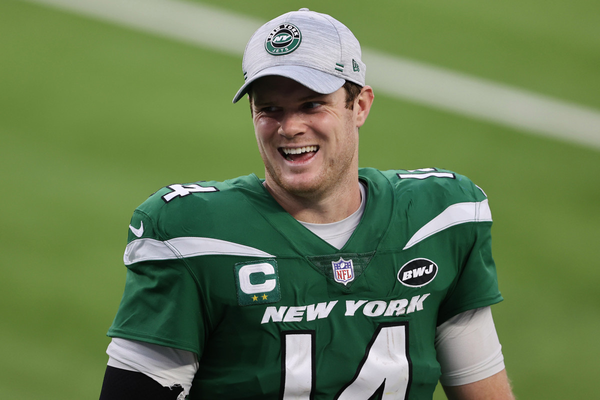 Sam Darnold absolutely thrilled after Jets finally win