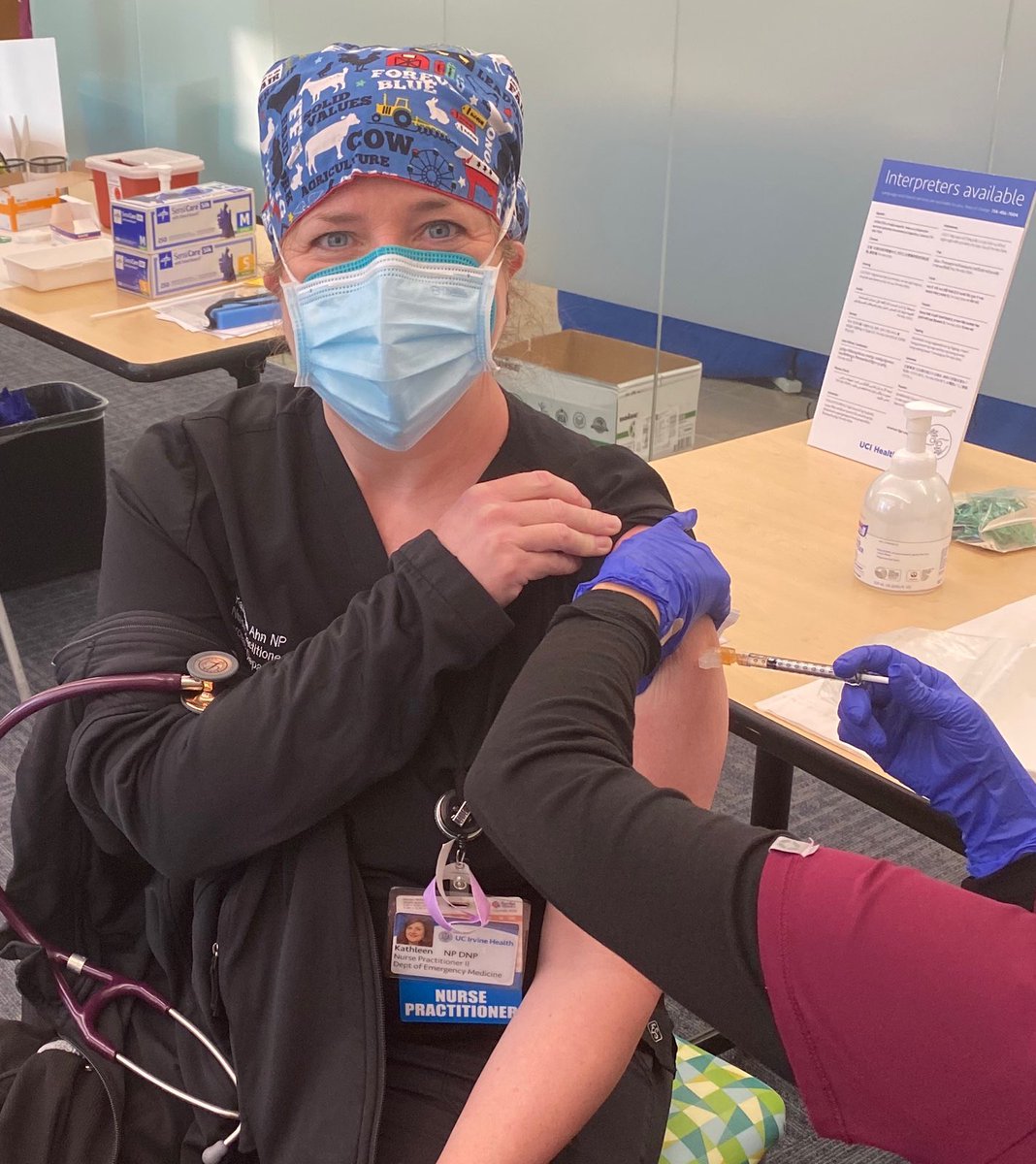 randallahn's tweet photo. Wife vaccinated 😁 https://t.co/grR3EQuo8C
