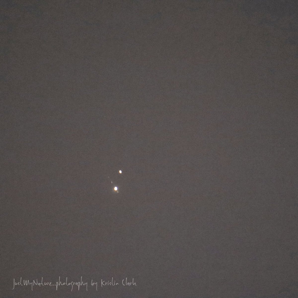 _justmynature's tweet image. 🤨 Too-brief glimpse of Jupiter/Saturn tonite; 🙏🏻 for clear sky Monday! #greatconvergence @simpsonwhnt @spann @ChristinaWHNTwx @puckettwx @RobElvington @BradTravisWAFF @abigail_degler @WEATHERmanBURKE @wxSpinner89 @JordanWZDX @EmilyWZDX @NWSHuntsville @whnt #valleywx #alwx #tnwx
