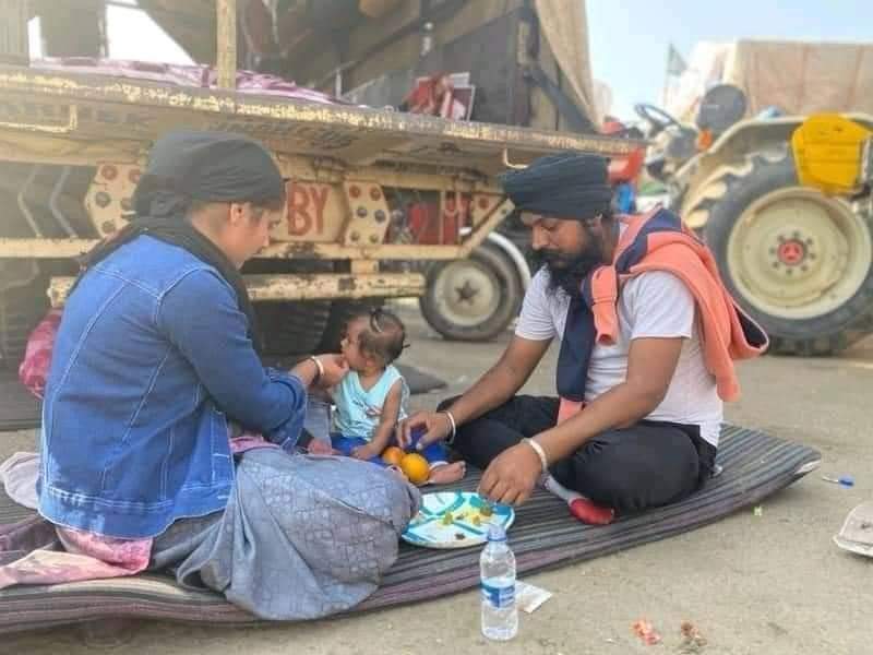 drsabirsyed's tweet image. The dictionary of the farmers starts with uncertainty and ends in uncertainty but still they are known for their never ending spirit. We Indians salute our farmers.

#काला_कानून_वापस_लो
#जयभीम