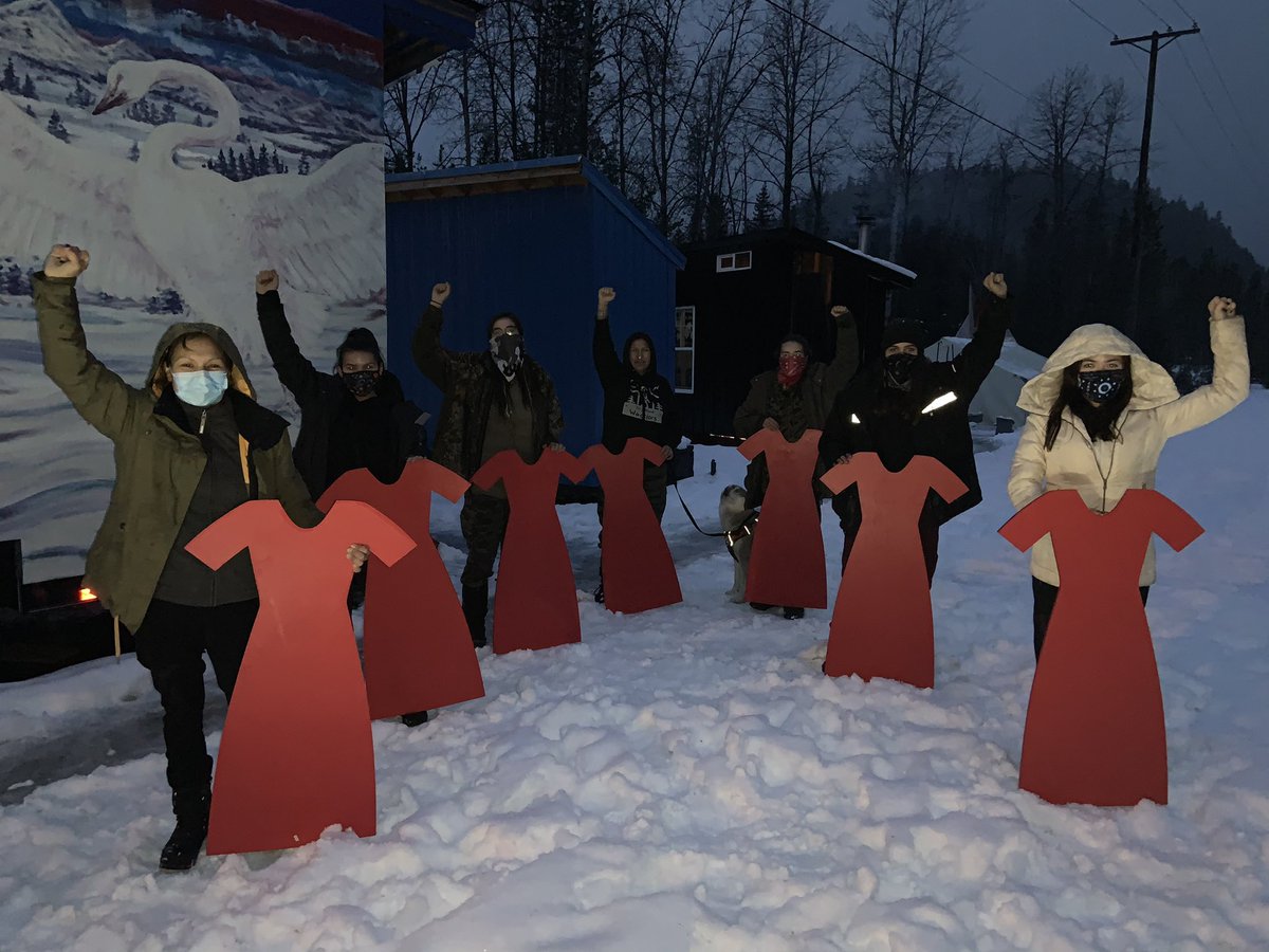 KanahusFreedom's tweet photo. We blockade to defend our Lands and Bodies! #nomancamps #tinyhousewarriors #shutdowntmx https://t.co/xl1fwmjODf