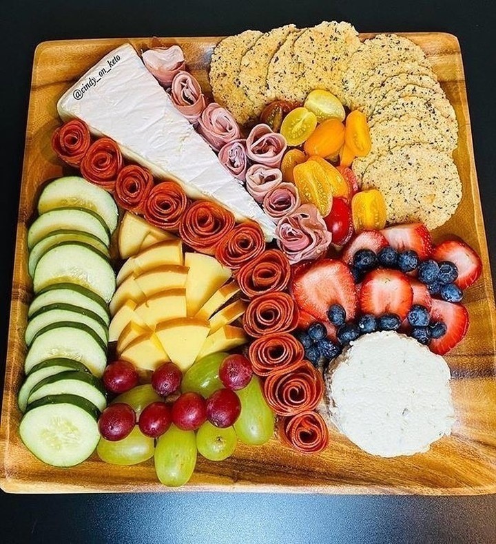 HackerKeto's tweet photo. CHARCUTERIE BOARD
#ketomealprep #ketoliving #keto #ketocommunity #ketoswaps #ketoquotes #ketofood #ketomealplan #ketosnacks https://t.co/3EPa8PR9h7