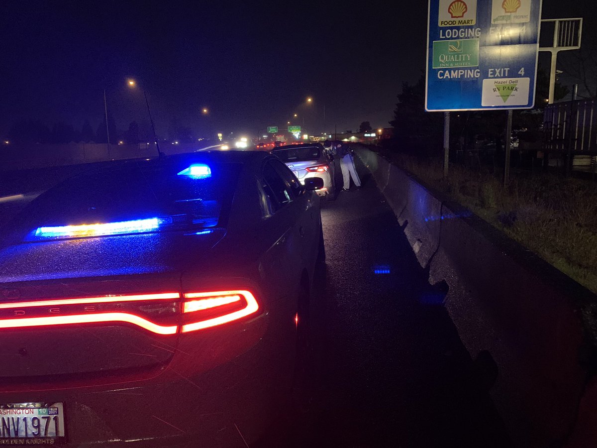 wspd5pio's tweet photo. VanWA - First traffic stop of the night. Vehicle had poor lane travel. Trp. Wallace will be asking driver to perform SFST. More to come! https://t.co/M2dW1ayHDX