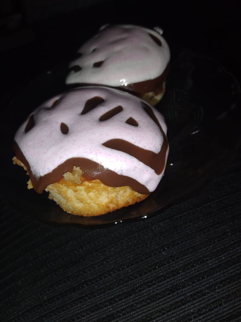 Darknessnps's tweet photo. Cupcakes ✨ https://t.co/9UINCtrqtn