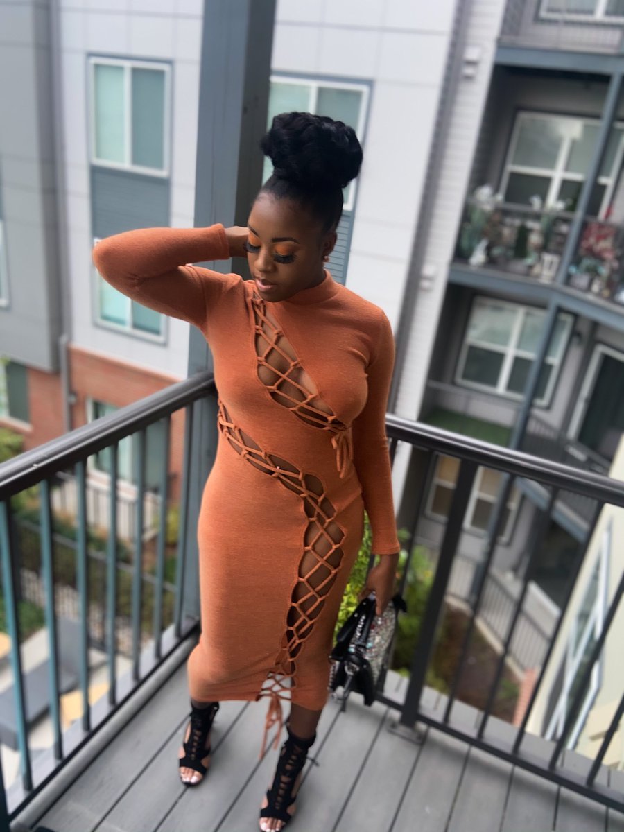 CoutureMob's tweet photo. @dej_h Shop 🛍 https://t.co/zrtFEPzz0B ! 🦋✨🍯 Online boutique with trendy outifits plus fast 2 day shipping ✈️ ! Also we now have Afterpay available at checkout 💕 Support a #BlackOwnedBusiness #ShopSmall #SmallBusiness 🗣🔥 https://t.co/Jo9yEpO9lh