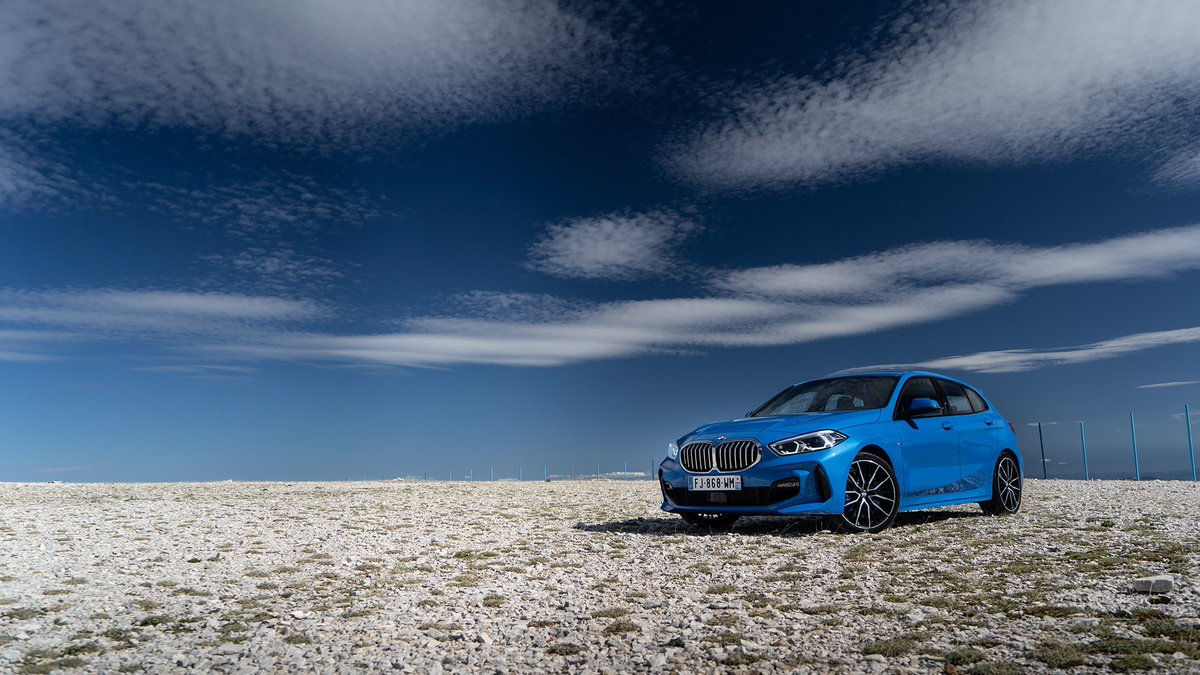 Off to catch the horizon.
#THE1
The #BMW M135i xDrive.
Fuel consumption (combined): 7.1–6.8 l/100 km. CO₂ emissions (combined): 162–155 g/km. https://t.co/twXzMrWMl3 https://t.co/VezIjTQmQD