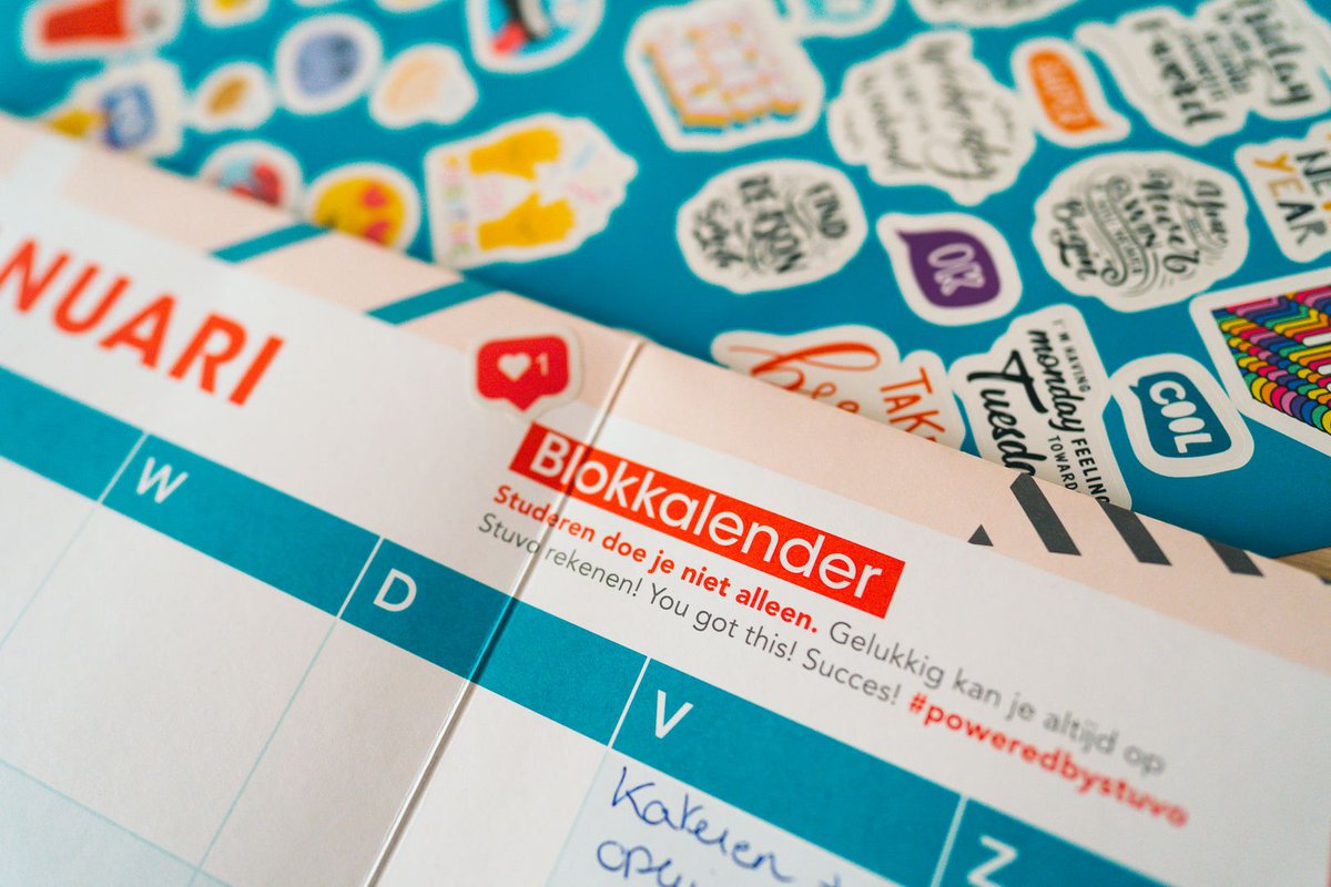 Succes met de blok lieve studenten 🧡 Met onze nieuwe blokkalender zit je planning alvast zéker goed. Blok ze! #wearemore #poweredbystuvo