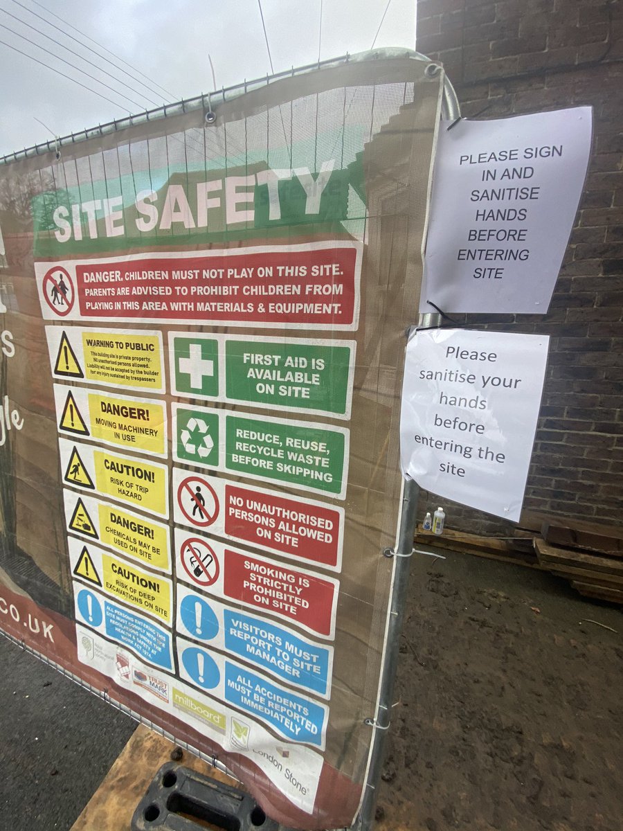 Beautiful day enjoying the reveal of Joshua’s Garden, very emotional for Richard &amp; Louise it’s been a privilege to do this and make such a positive change the spirit of Christmas is alive!!🎅😊
Full footage reveal edited out soon
<a href="/DVLCCharity/">Dame Vera Lynn Children's Charity</a> <a href="/The_APL/">APL</a> <a href="/gingerhort/">Jonathan Ward</a> #MerryChristmas