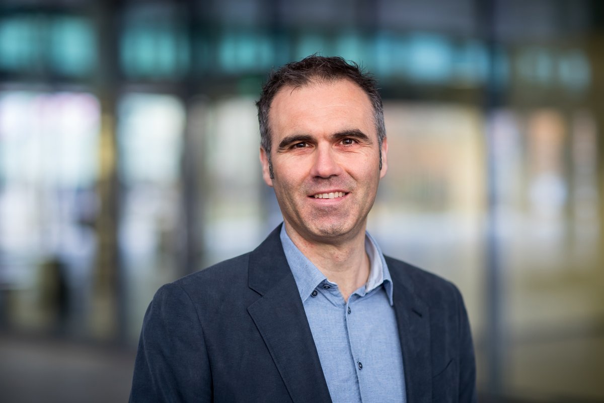 TUeHTSC's tweet image. Great opportunities lie in the synergy between high-tech systems and AI - a view of TU/e professor Nathan van de Wouw tue.nl/en/research/na…
@TUeEAISI @TUeindhoven #AI #hightechsystems #AIinEngineering
@M_Steinbuch @KatjaPahnke