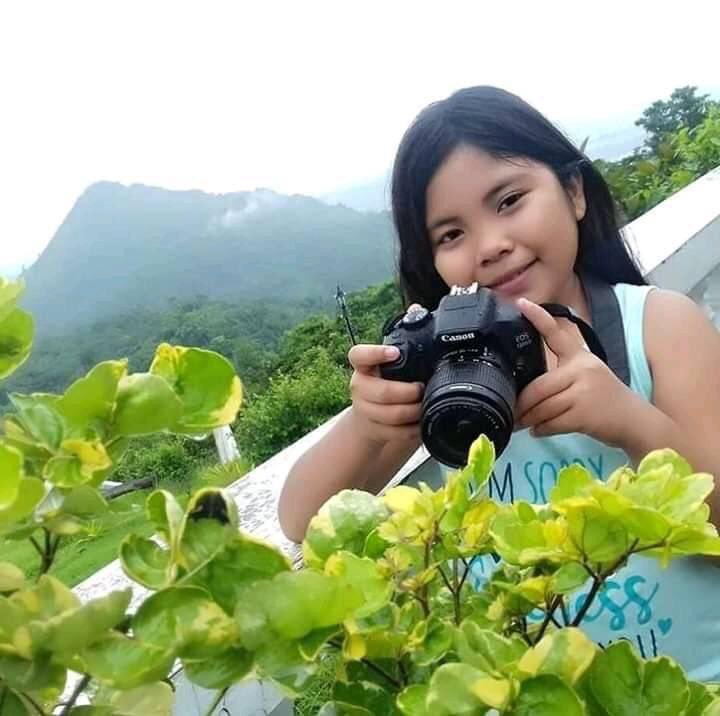 savedangeredpe1's tweet photo. The girl who said “Shutup My father is a policeman” https://t.co/usjAR3LZnm