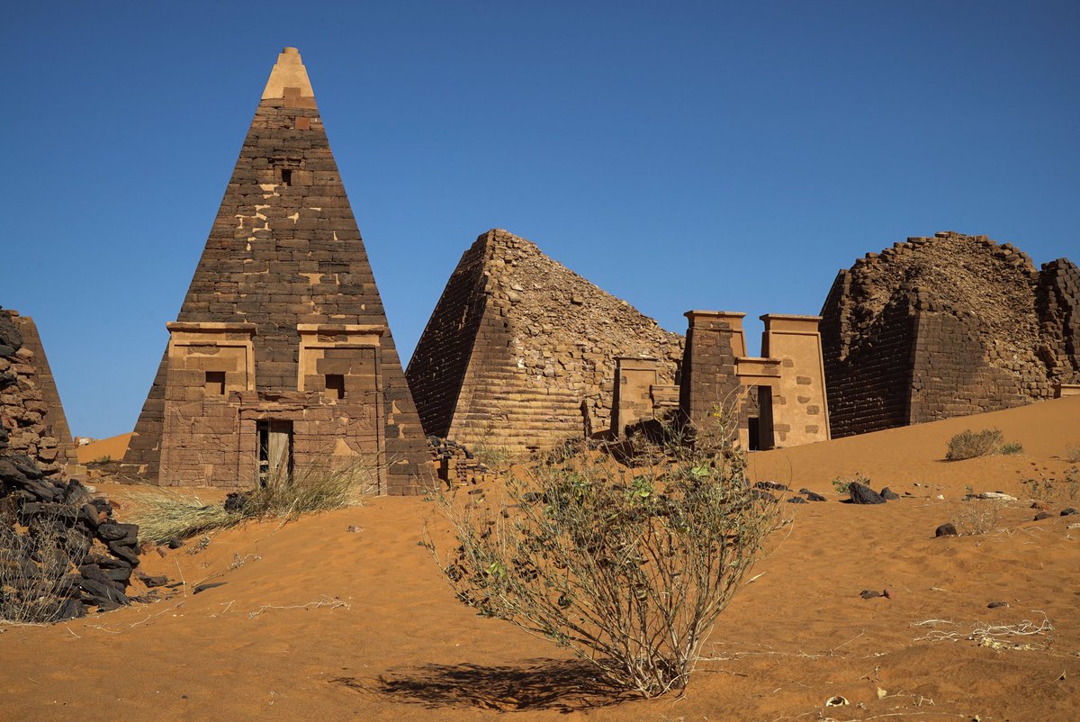 CarolyneMbithe's tweet photo. #Sudan has more than 200 pyramids, double the number found in #Egypt. The Meroe pyramids were part of the Nubian Kingdom of Kush and are up to 4,600 years old.
#Africa https://t.co/n887j2JaGr