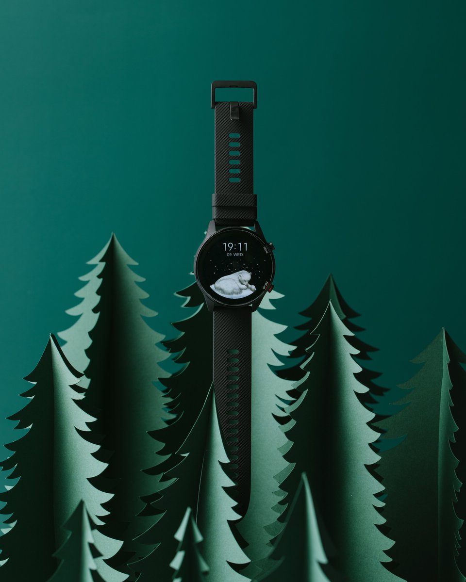 Xiaomi's tweet image. All I want for this holiday is you and #MiWatch!🤩 
#SmartLifeMadeSimple